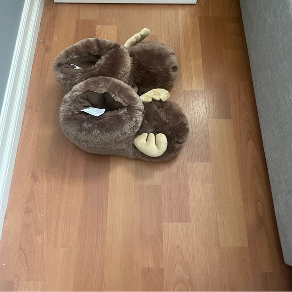 Moose slippers 🫎 - Picture 3 of 3